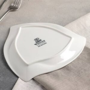 Треугольная десертная тарелка 20,5см WL-991276